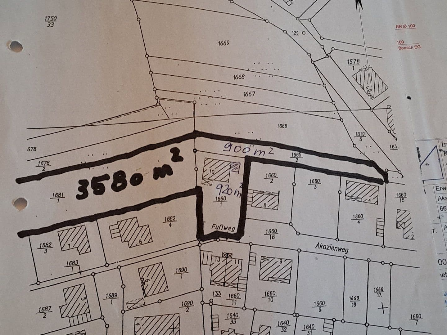 Prenájom bytu 5-izbový 137 m², Akazienweg 10, Zweibrücken, Porýnie-Falcko Prenájom bytu 5-izbový 137 m², Akazienweg 10, Zweibrücken, Porýnie-Falcko