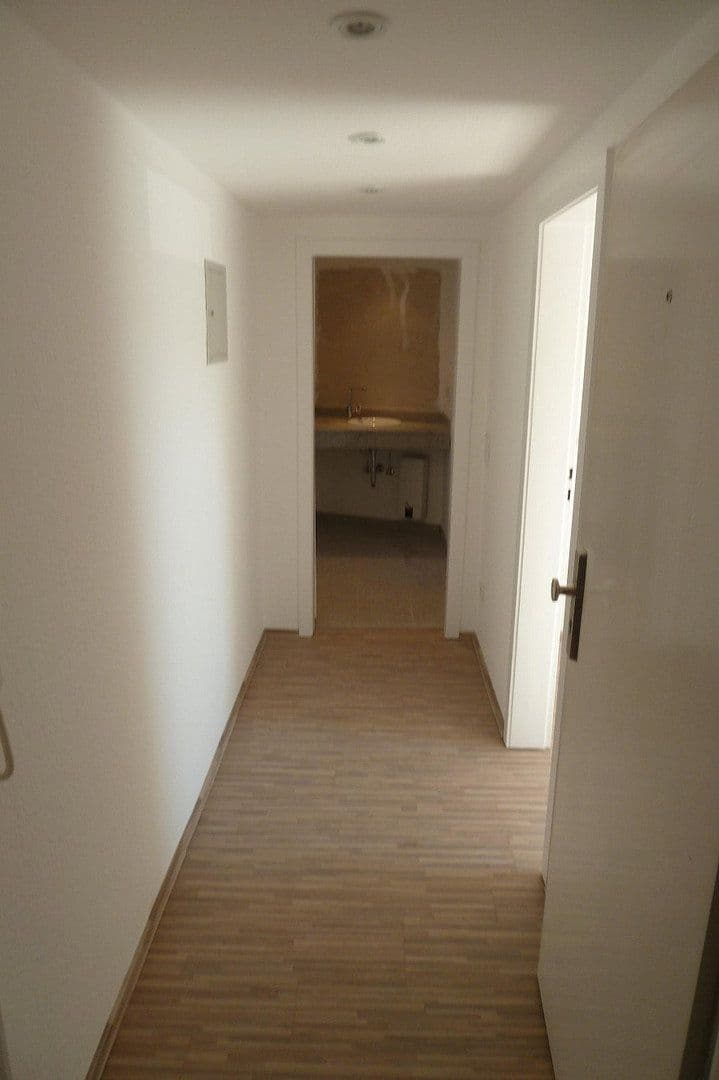 Prenájom bytu 2-izbový 37 m², Viktorstraße 10, Wuppertal, Severné Porýnie - Westfálsko Prenájom bytu 2-izbový 37 m², Viktorstraße 10, Wuppertal, Severné Porýnie - Westfálsko