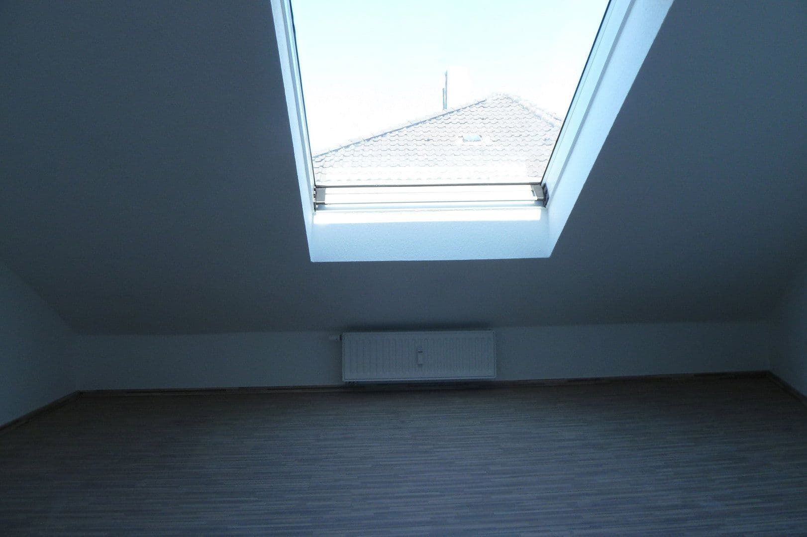 Prenájom bytu 2-izbový 37 m², Viktorstraße 10, Wuppertal, Severné Porýnie - Westfálsko Prenájom bytu 2-izbový 37 m², Viktorstraße 10, Wuppertal, Severné Porýnie - Westfálsko