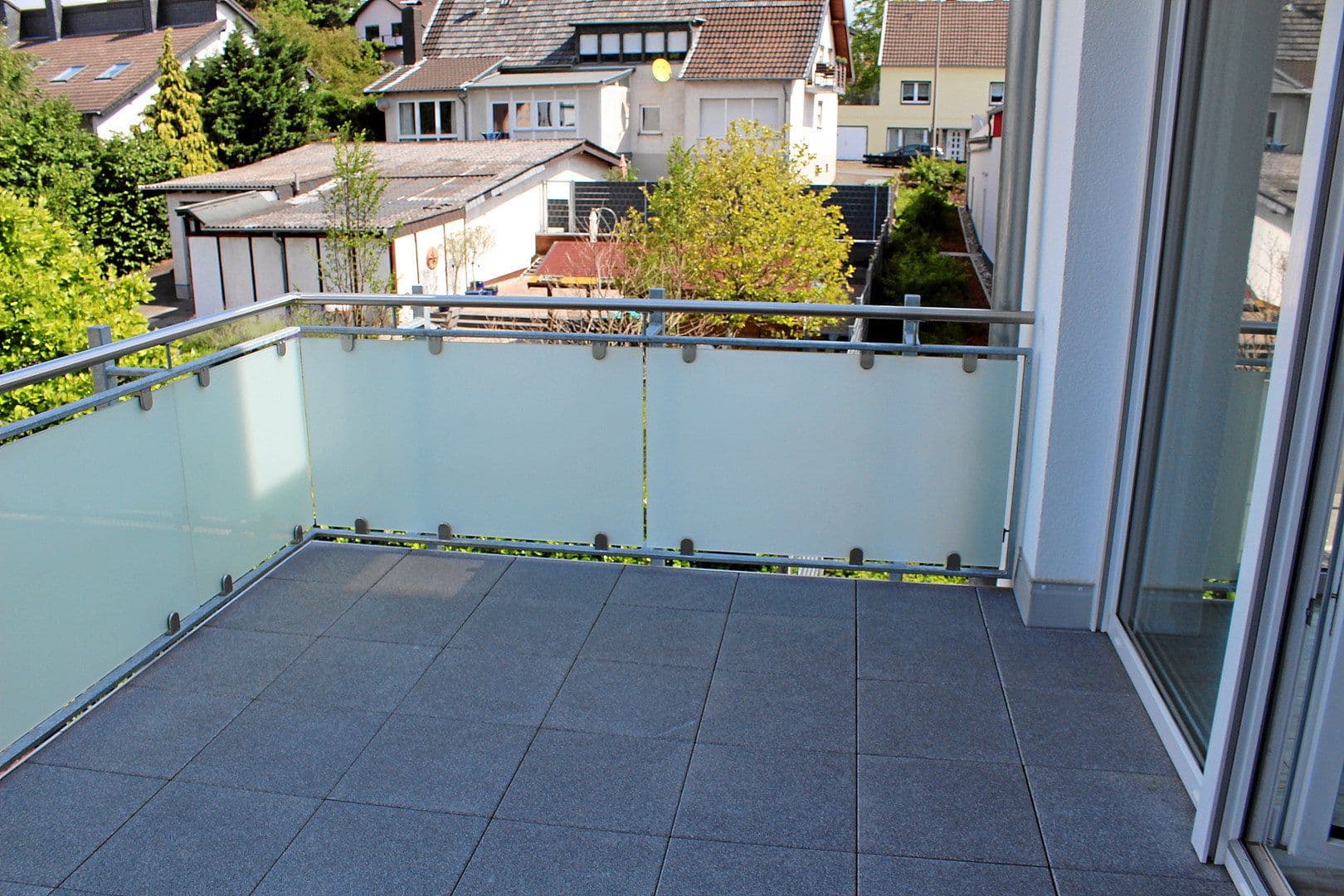 Prenájom bytu 3-izbový 94 m², Domblick 61, Königswinter, Severné Porýnie - Westfálsko Prenájom bytu 3-izbový 94 m², Domblick 61, Königswinter, Severné Porýnie - Westfálsko