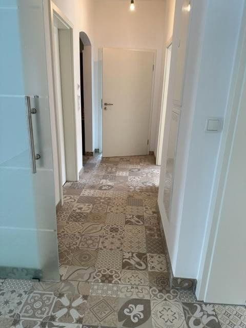 Prenájom bytu 3-izbový 90 m², Neuwied, Porýnie-Falcko Prenájom bytu 3-izbový 90 m², Neuwied, Porýnie-Falcko