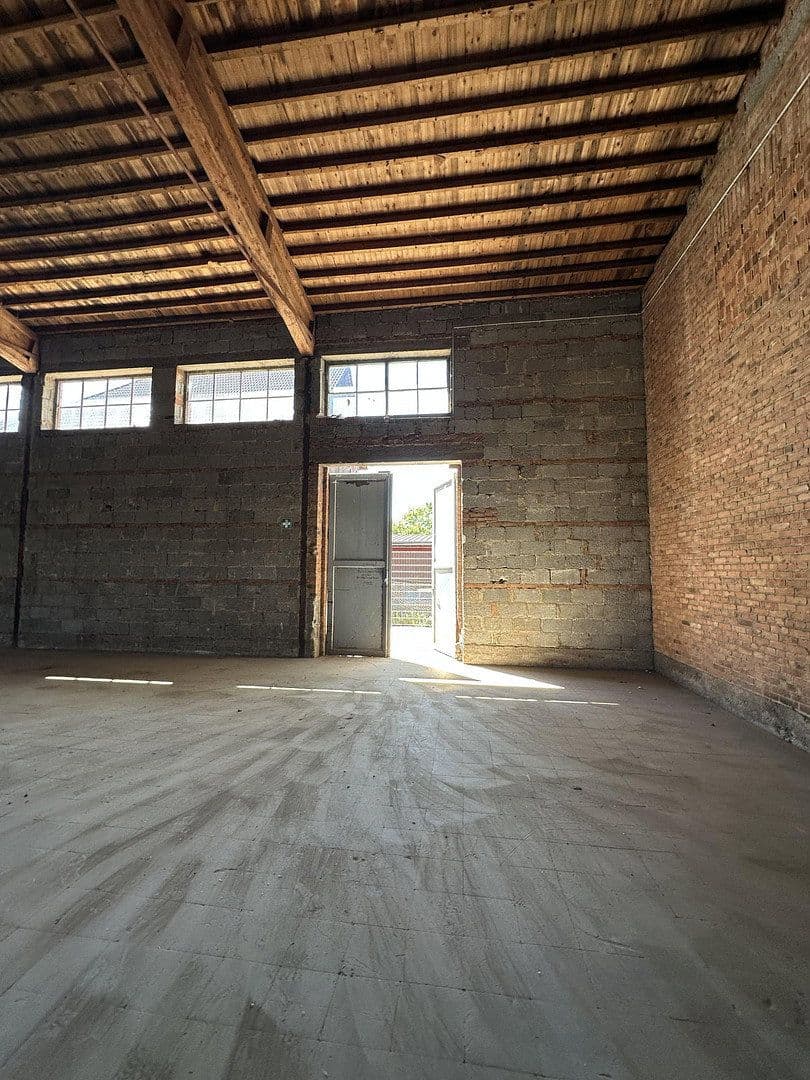 Prenájom nebytového priestoru 35.000 m², Obere Hilgenstock 2-8, Warburg, Severné Porýnie - Westfálsko Prenájom nebytového priestoru 35.000 m², Obere Hilgenstock 2-8, Warburg, Severné Porýnie - Westfálsko