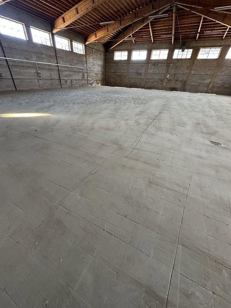 Prenájom nebytového priestoru 35.000 m², Obere Hilgenstock 2-8, Warburg, Severné Porýnie - Westfálsko Prenájom nebytového priestoru 35.000 m², Obere Hilgenstock 2-8, Warburg, Severné Porýnie - Westfálsko