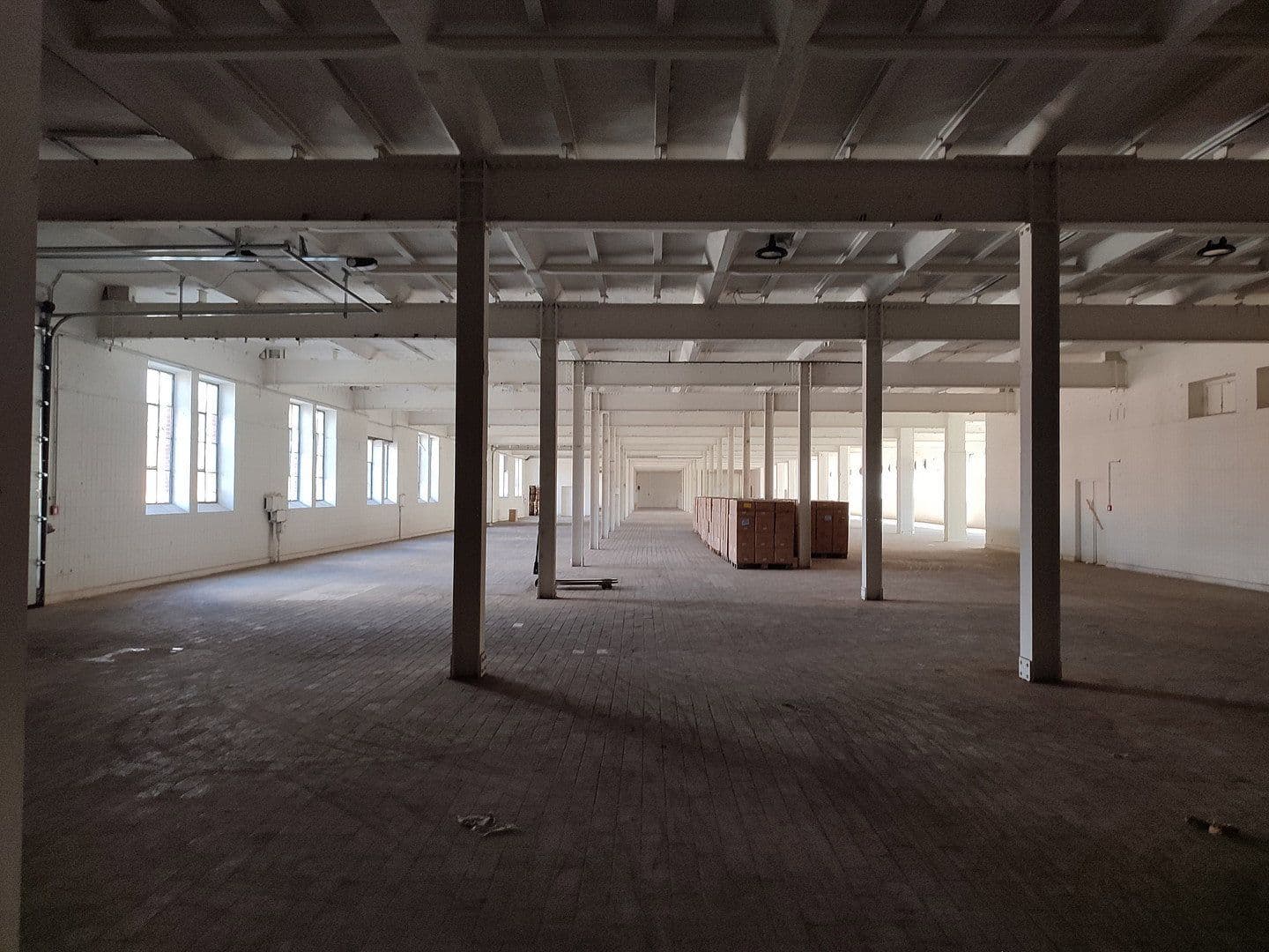 Prenájom nebytového priestoru 35.000 m², Obere Hilgenstock 2-8, Warburg, Severné Porýnie - Westfálsko Prenájom nebytového priestoru 35.000 m², Obere Hilgenstock 2-8, Warburg, Severné Porýnie - Westfálsko
