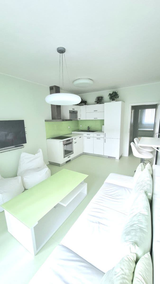 Predaj bytu 3-izbový 62 m², Brněnská Pole, Šlapanice, Jihomoravský kraj Predaj bytu 3-izbový 62 m², Brněnská Pole, Šlapanice, Jihomoravský kraj