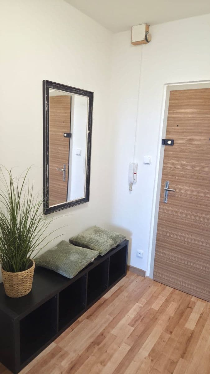 Predaj bytu 2-izbový 40 m², Zdiměřická, Praha, Praha Predaj bytu 2-izbový 40 m², Zdiměřická, Praha, Praha