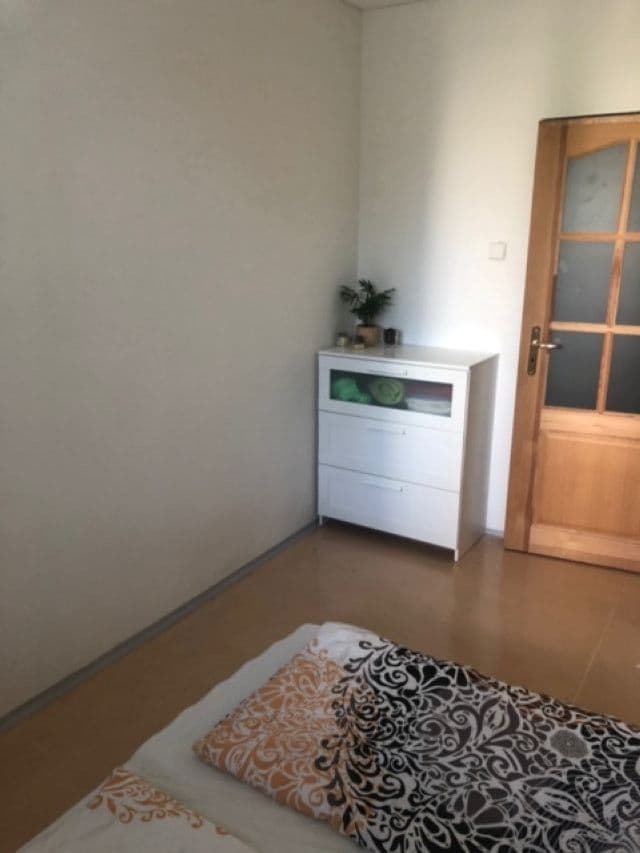Prenájom bytu 2-izbový 49 m², Jablonecká, Praha, Praha Prenájom bytu 2-izbový 49 m², Jablonecká, Praha, Praha