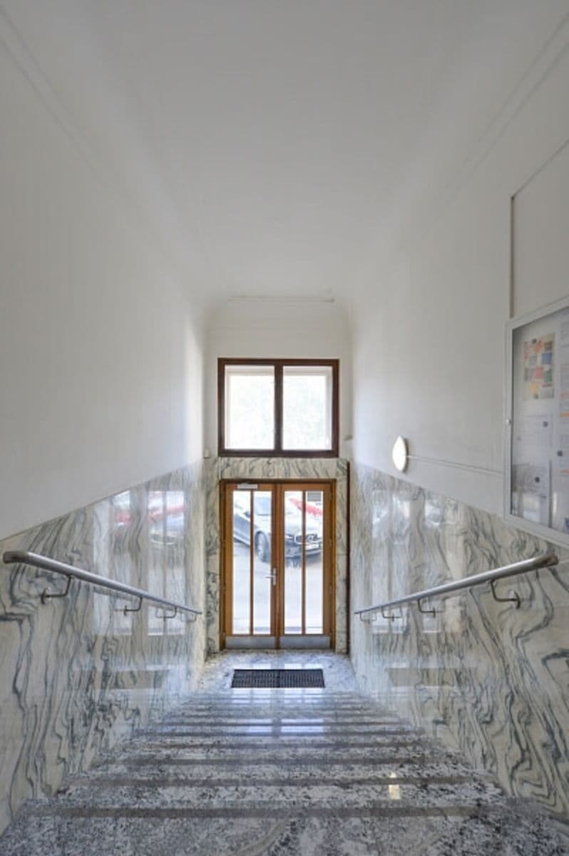 Prenájom bytu 1-izbový 45 m², Ondříčkova, Praha, Praha Prenájom bytu 1-izbový 45 m², Ondříčkova, Praha, Praha