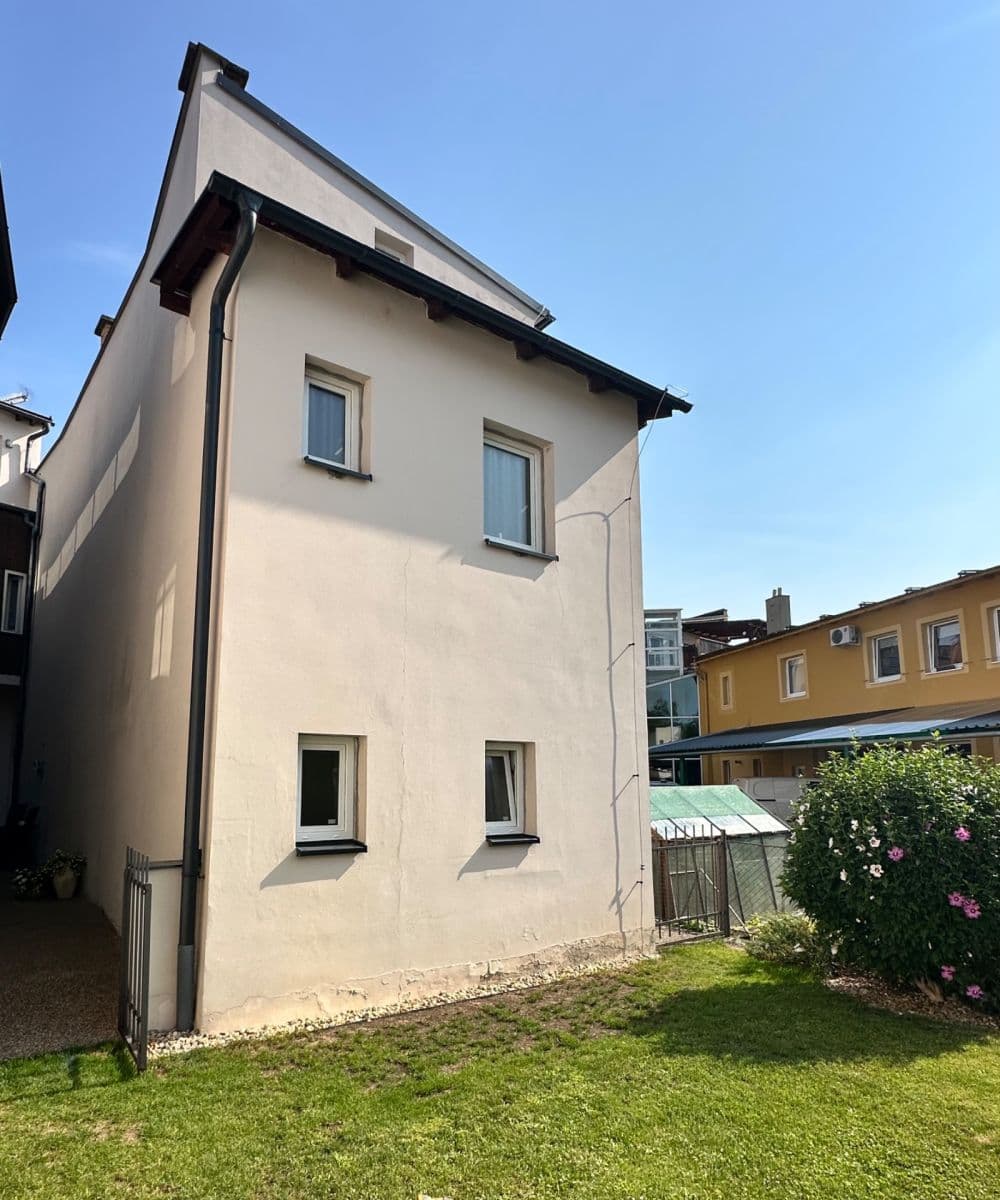 Predaj domu 239 m², pozemok 178 m², Palackého, Turnov, Liberecký kraj Predaj domu 239 m², pozemok 178 m², Palackého, Turnov, Liberecký kraj