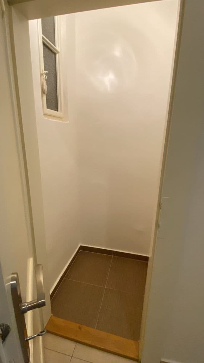 Prenájom bytu 2-izbový 55 m², Národní obrany, Praha, Praha Prenájom bytu 2-izbový 55 m², Národní obrany, Praha, Praha