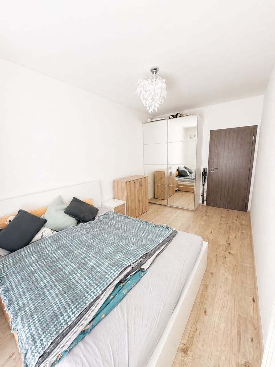 Prenájom bytu 2-izbový 50 m², Jaroslava Holečka, Kladno, Středočeský kraj Prenájom bytu 2-izbový 50 m², Jaroslava Holečka, Kladno, Středočeský kraj