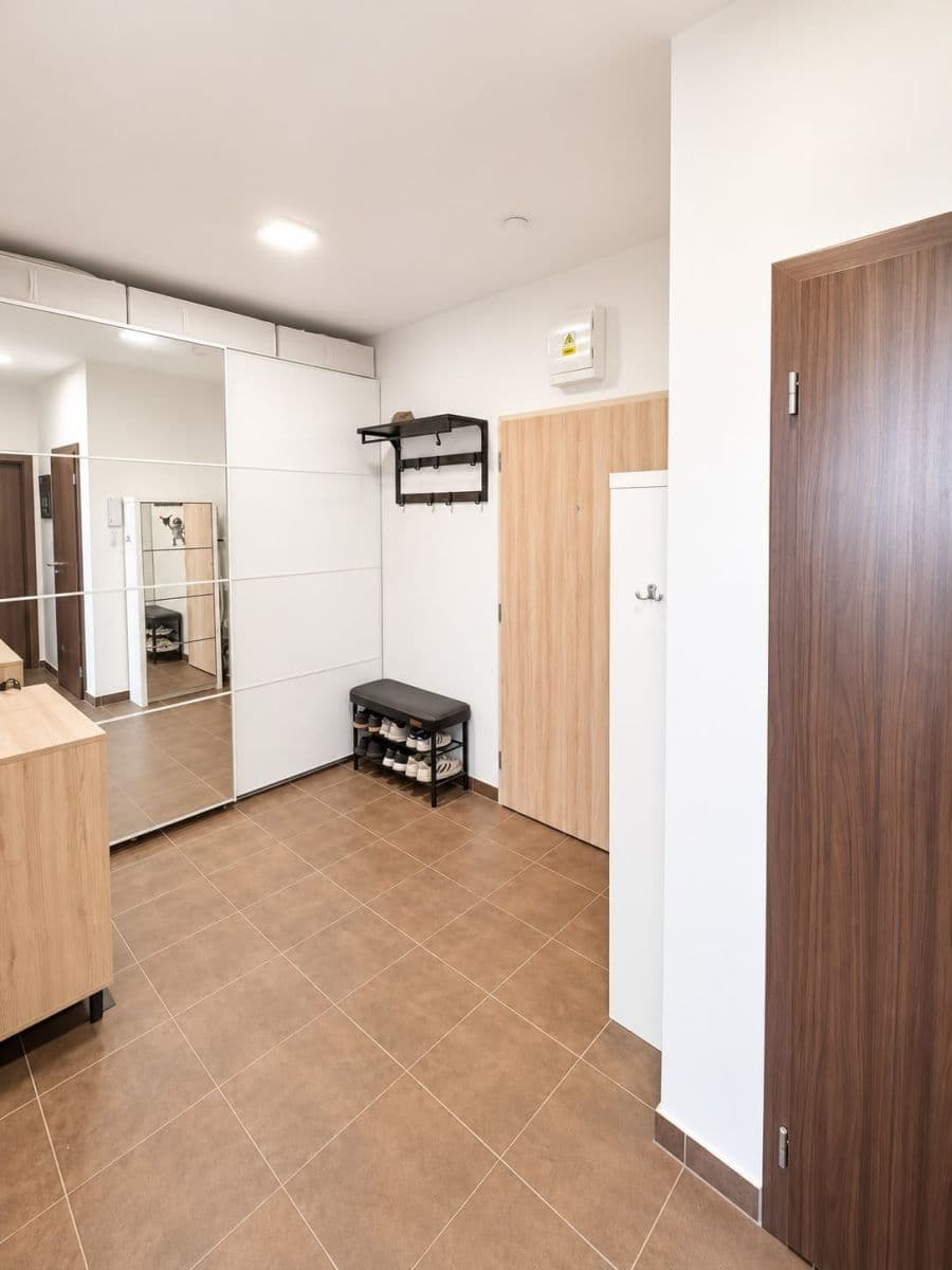 Prenájom bytu 2-izbový 50 m², Jaroslava Holečka, Kladno, Středočeský kraj Prenájom bytu 2-izbový 50 m², Jaroslava Holečka, Kladno, Středočeský kraj