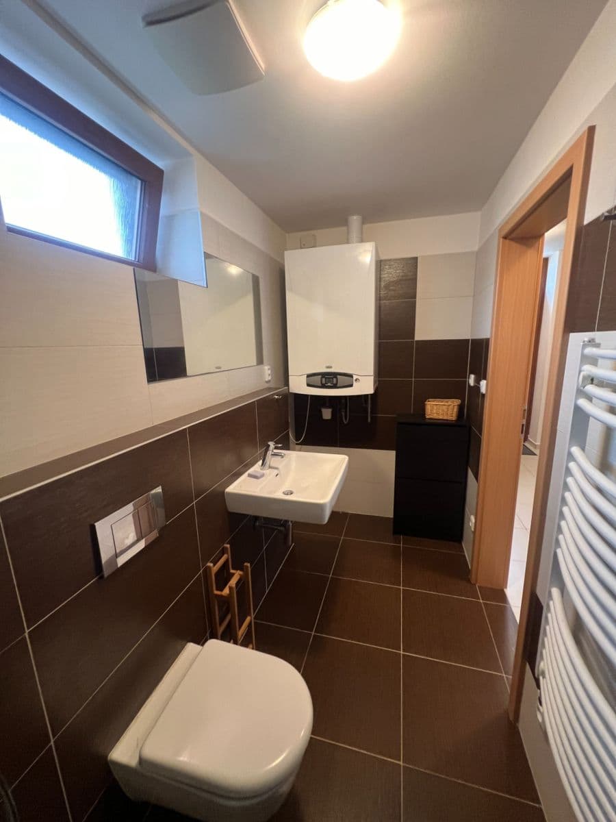Prenájom bytu 2-izbový 50 m², V Edenu, Mníšek pod Brdy, Středočeský kraj Prenájom bytu 2-izbový 50 m², V Edenu, Mníšek pod Brdy, Středočeský kraj