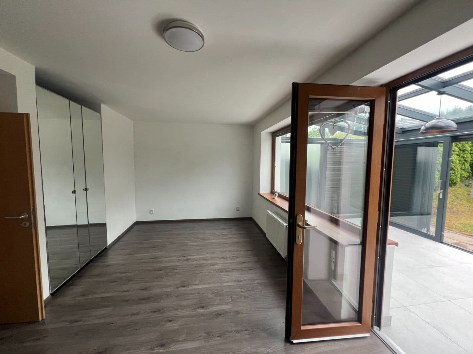 Prenájom bytu 2-izbový 50 m², V Edenu, Mníšek pod Brdy, Středočeský kraj Prenájom bytu 2-izbový 50 m², V Edenu, Mníšek pod Brdy, Středočeský kraj
