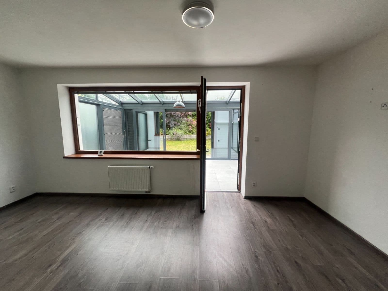 Prenájom bytu 2-izbový 50 m², V Edenu, Mníšek pod Brdy, Středočeský kraj Prenájom bytu 2-izbový 50 m², V Edenu, Mníšek pod Brdy, Středočeský kraj
