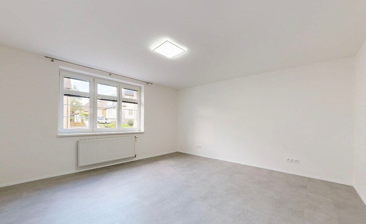 Prenájom bytu 3-izbový 105 m², Šlikova, Praha, Praha Prenájom bytu 3-izbový 105 m², Šlikova, Praha, Praha