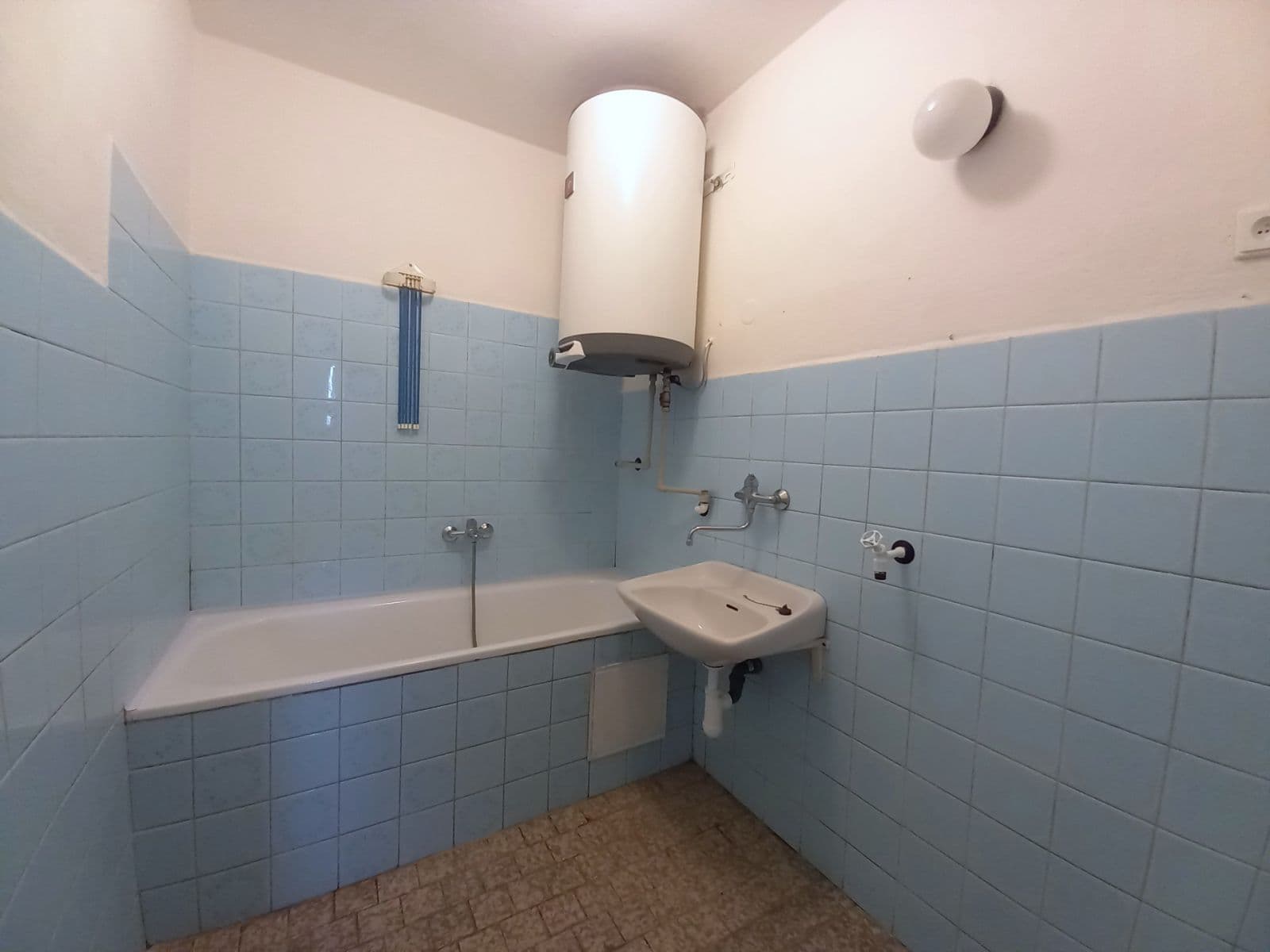 Predaj bytu 3-izbový 75 m², Švermova, Slatiňany, Pardubický kraj Predaj bytu 3-izbový 75 m², Švermova, Slatiňany, Pardubický kraj
