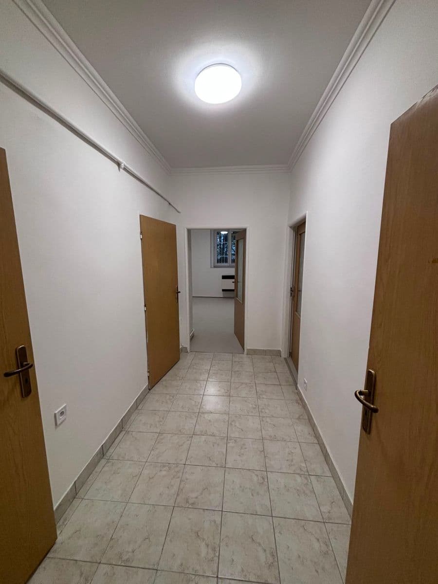 Prenájom bytu 2-izbový 60 m², Rostovská, Praha, Praha Prenájom bytu 2-izbový 60 m², Rostovská, Praha, Praha