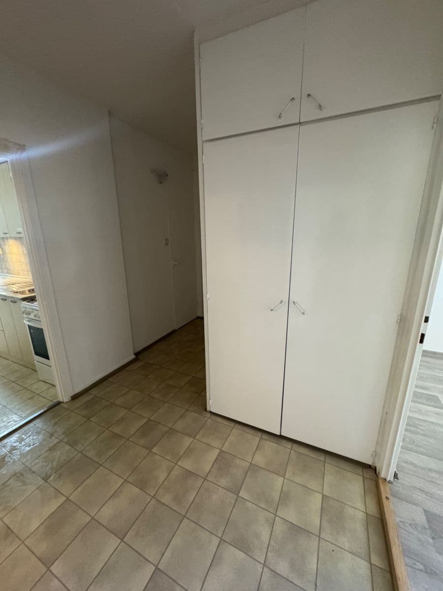 Prenájom bytu 3-izbový 75 m², Řezáčova, Brno, Jihomoravský kraj Prenájom bytu 3-izbový 75 m², Řezáčova, Brno, Jihomoravský kraj