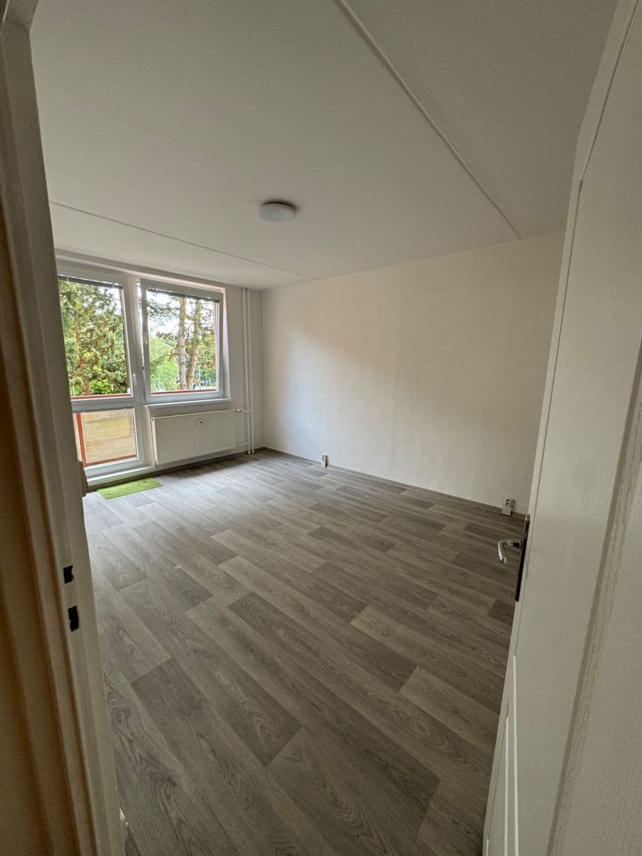Prenájom bytu 3-izbový 75 m², Řezáčova, Brno, Jihomoravský kraj Prenájom bytu 3-izbový 75 m², Řezáčova, Brno, Jihomoravský kraj