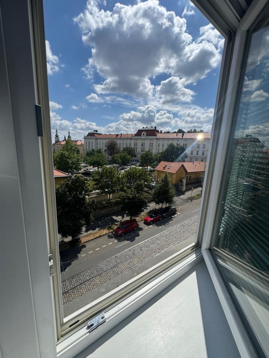 Prenájom bytu Garsoniéra 36 m², Parléřova, Praha, Praha Prenájom bytu Garsoniéra 36 m², Parléřova, Praha, Praha