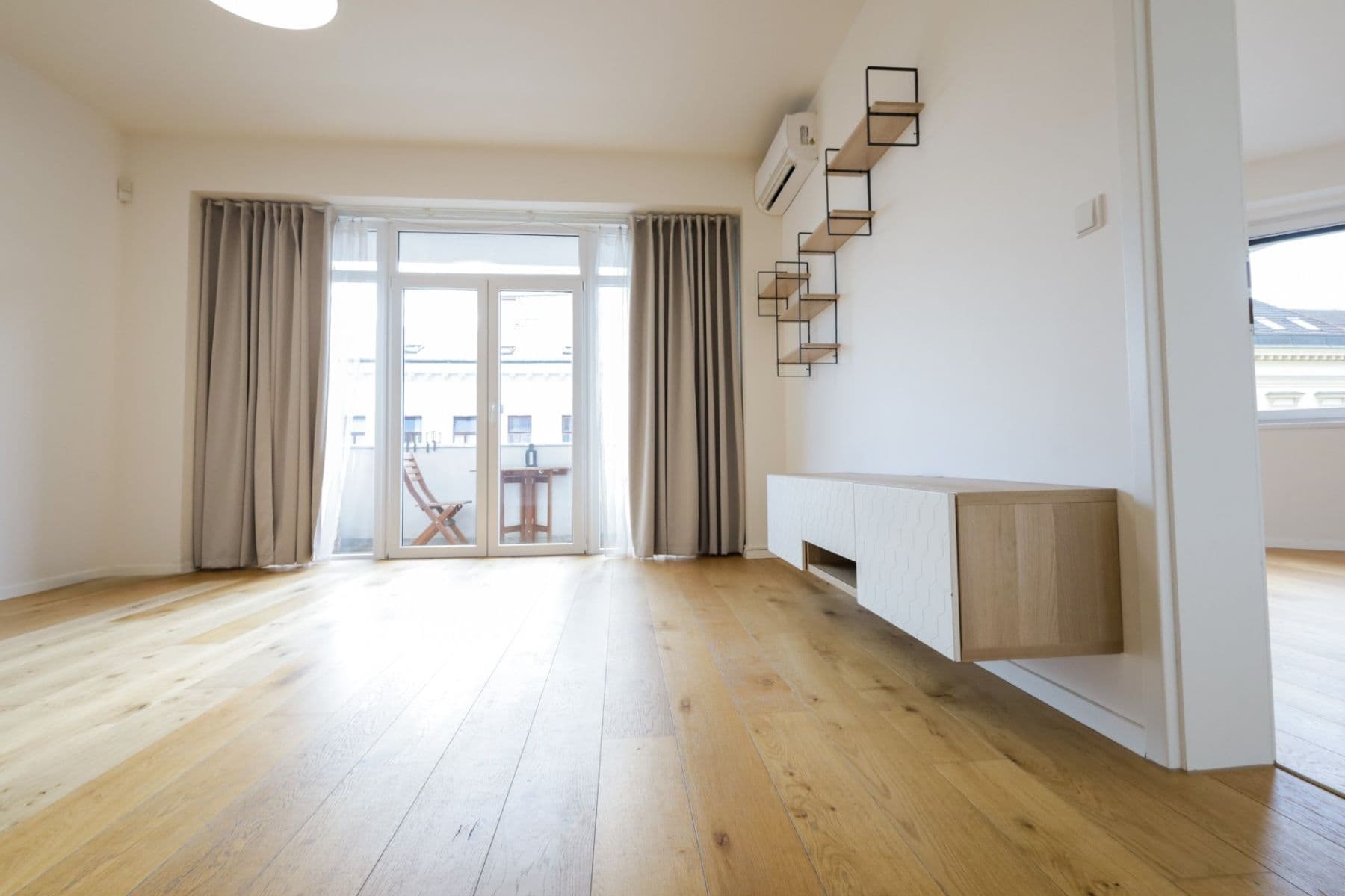 Predaj bytu 3-izbový 86 m², Francouzská, Brno, Jihomoravský kraj Predaj bytu 3-izbový 86 m², Francouzská, Brno, Jihomoravský kraj