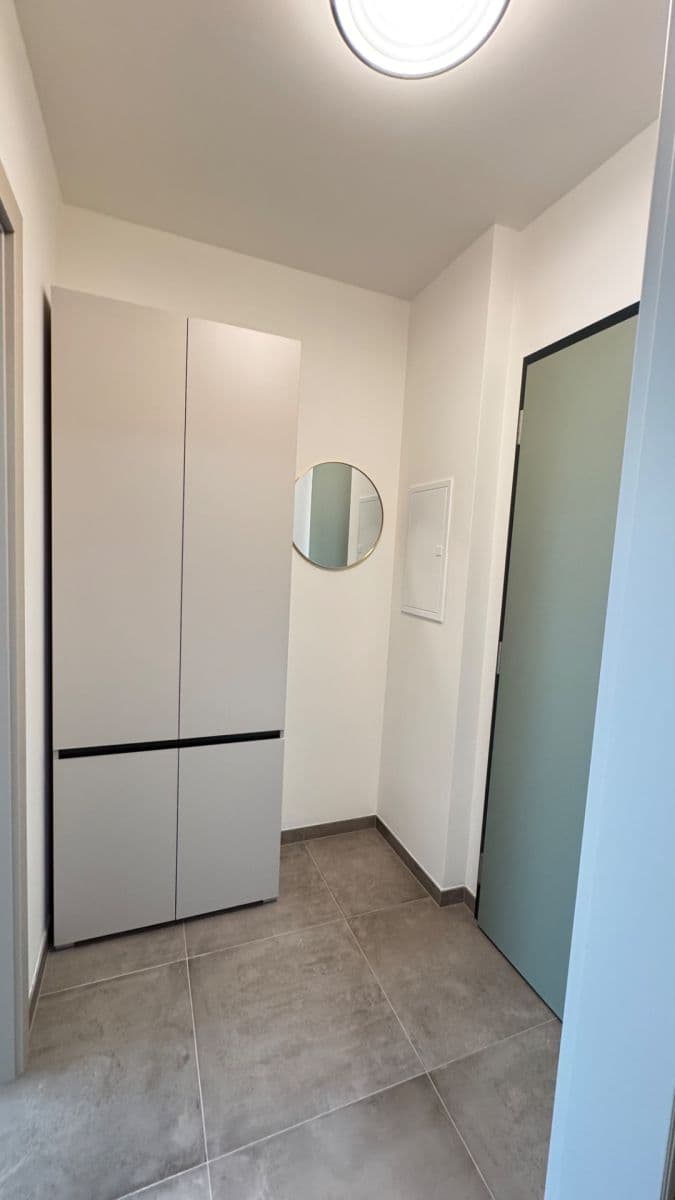 Prenájom bytu 2-izbový 34 m², Arnošta Valenty, Praha, Praha Prenájom bytu 2-izbový 34 m², Arnošta Valenty, Praha, Praha