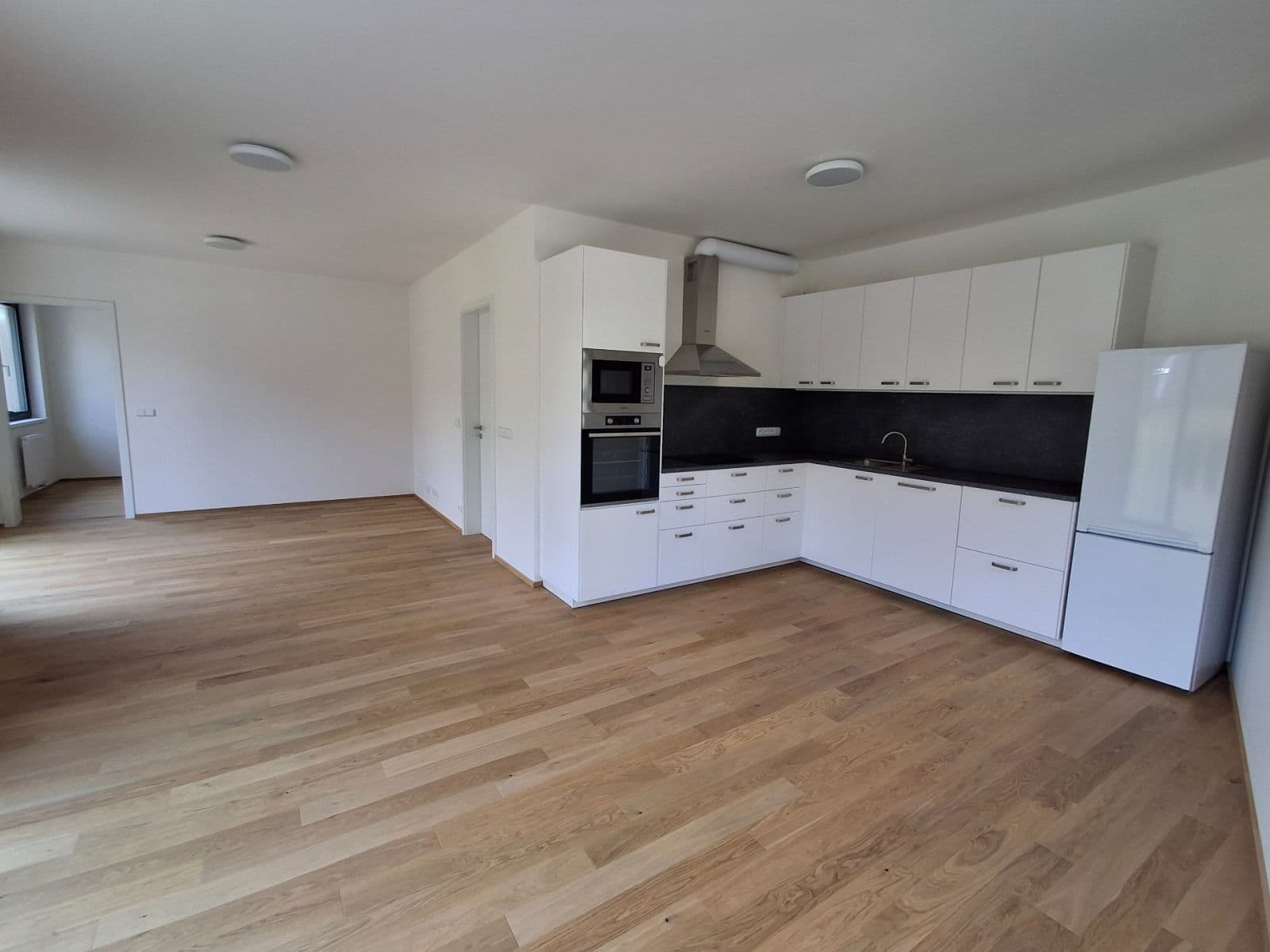 Prenájom bytu 2-izbový 59 m², Střížkovská, Praha, Praha Prenájom bytu 2-izbový 59 m², Střížkovská, Praha, Praha
