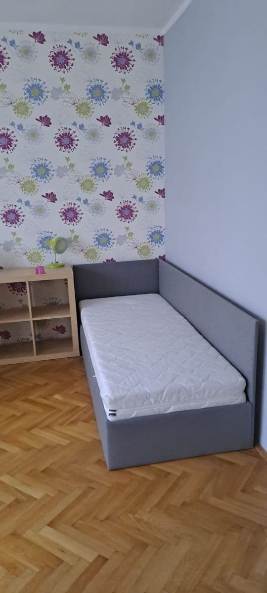 Prenájom bytu 3-izbový 90 m², Klusáčkova, Brno, Jihomoravský kraj Prenájom bytu 3-izbový 90 m², Klusáčkova, Brno, Jihomoravský kraj