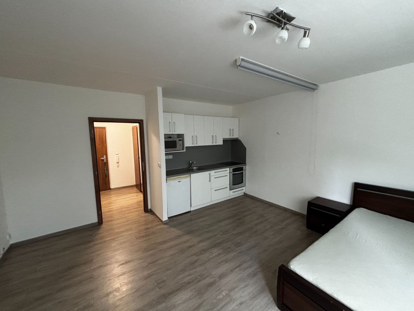 Prenájom bytu 1-izbový 31 m², Bořetická, Brno, Jihomoravský kraj Prenájom bytu 1-izbový 31 m², Bořetická, Brno, Jihomoravský kraj