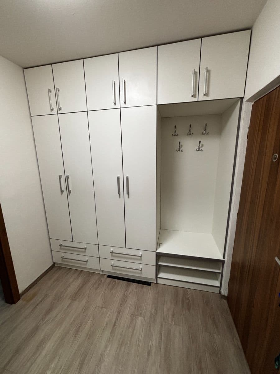 Prenájom bytu 1-izbový 31 m², Bořetická, Brno, Jihomoravský kraj Prenájom bytu 1-izbový 31 m², Bořetická, Brno, Jihomoravský kraj