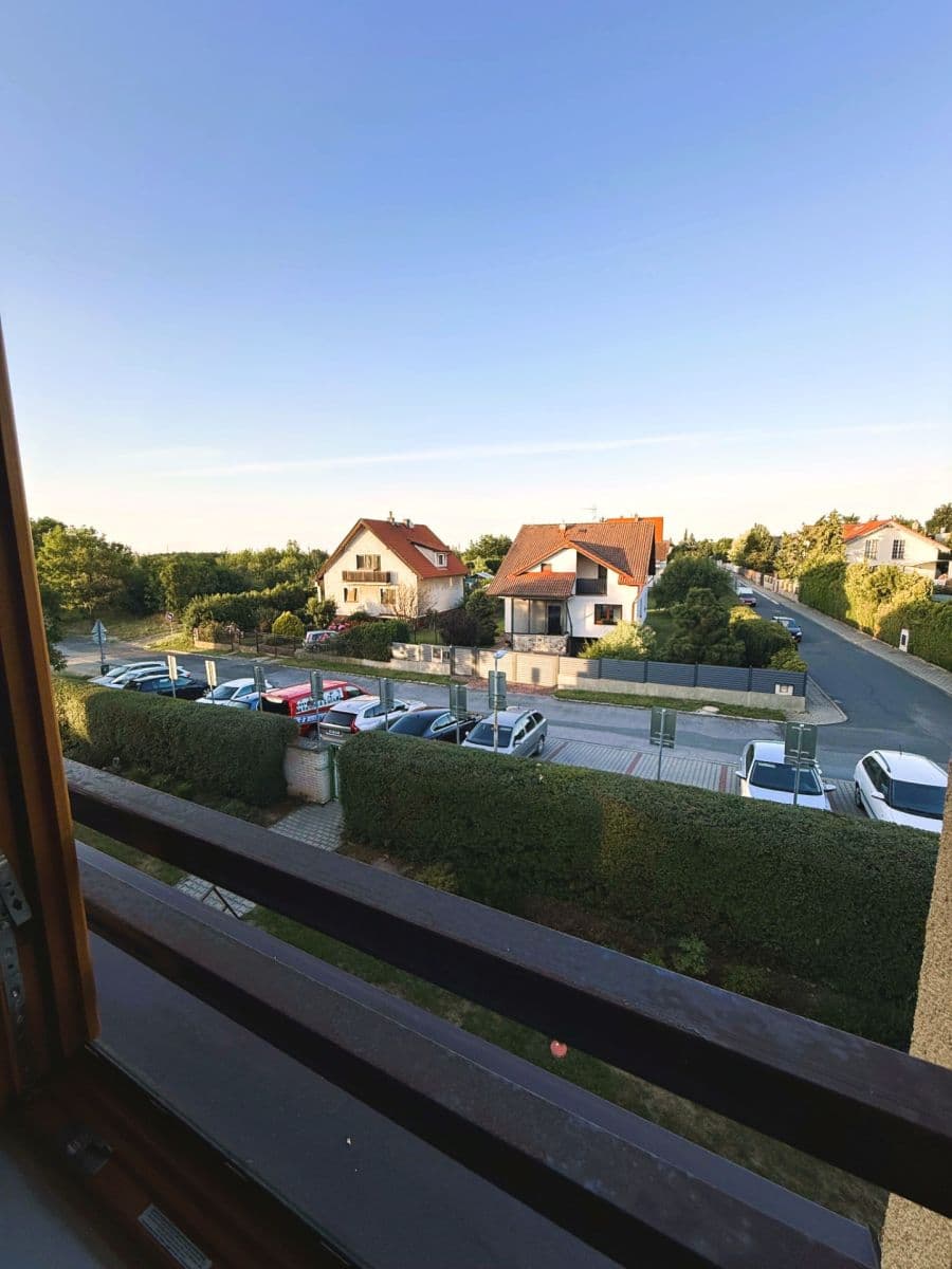 Prenájom bytu 2-izbový 54 m², Školní, Průhonice, Středočeský kraj Prenájom bytu 2-izbový 54 m², Školní, Průhonice, Středočeský kraj