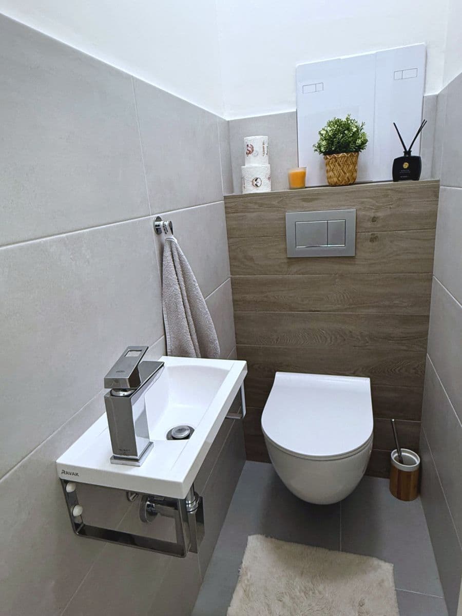 Prenájom bytu 2-izbový 54 m², Školní, Průhonice, Středočeský kraj Prenájom bytu 2-izbový 54 m², Školní, Průhonice, Středočeský kraj