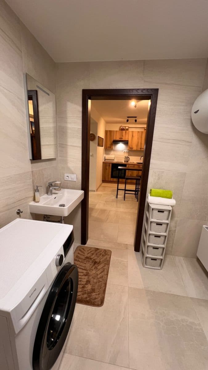 Prenájom bytu 1-izbový 40 m², Spálený Mlýn, Klínec, Středočeský kraj Prenájom bytu 1-izbový 40 m², Spálený Mlýn, Klínec, Středočeský kraj
