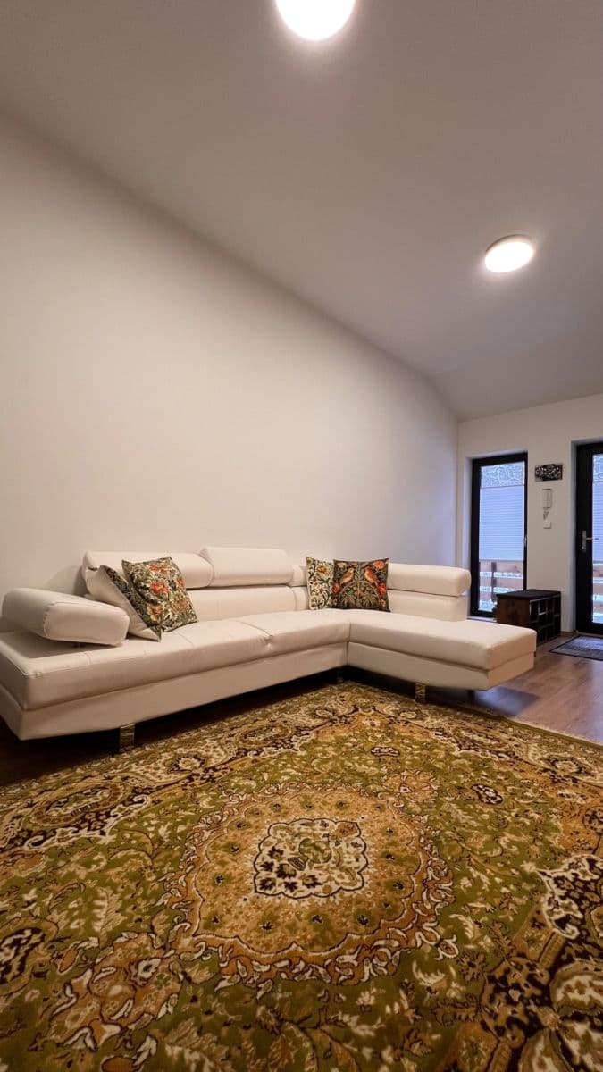 Prenájom bytu 1-izbový 40 m², Spálený Mlýn, Klínec, Středočeský kraj Prenájom bytu 1-izbový 40 m², Spálený Mlýn, Klínec, Středočeský kraj