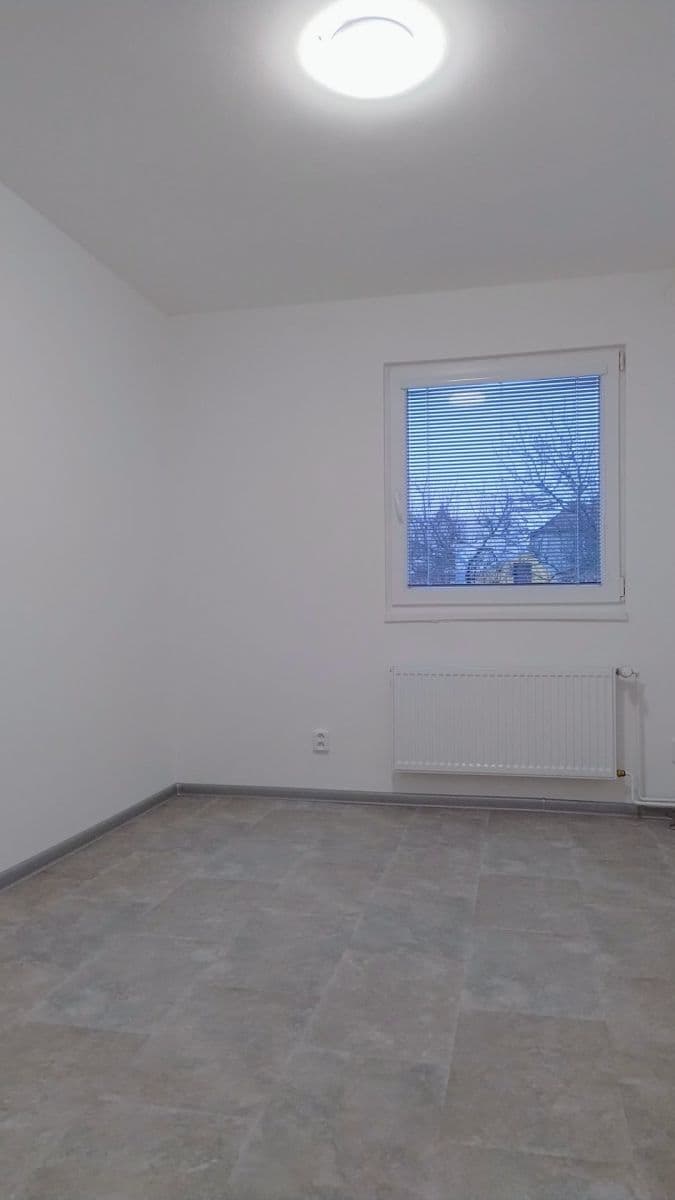 Prenájom bytu 3-izbový 63 m², Bukovany, Jihomoravský kraj Prenájom bytu 3-izbový 63 m², Bukovany, Jihomoravský kraj