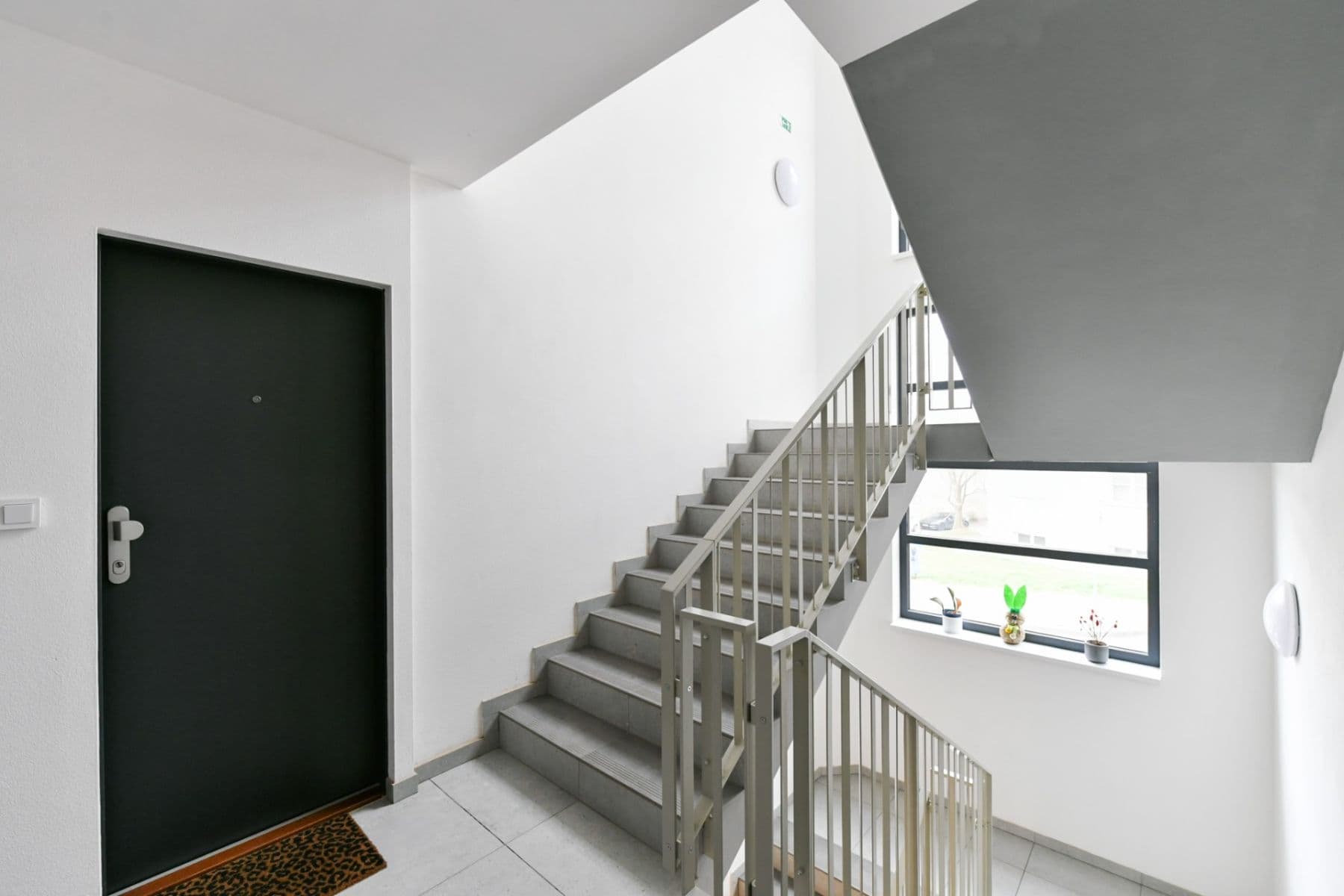 Prenájom bytu 2-izbový 40 m², Záběhlická, Praha, Praha Prenájom bytu 2-izbový 40 m², Záběhlická, Praha, Praha