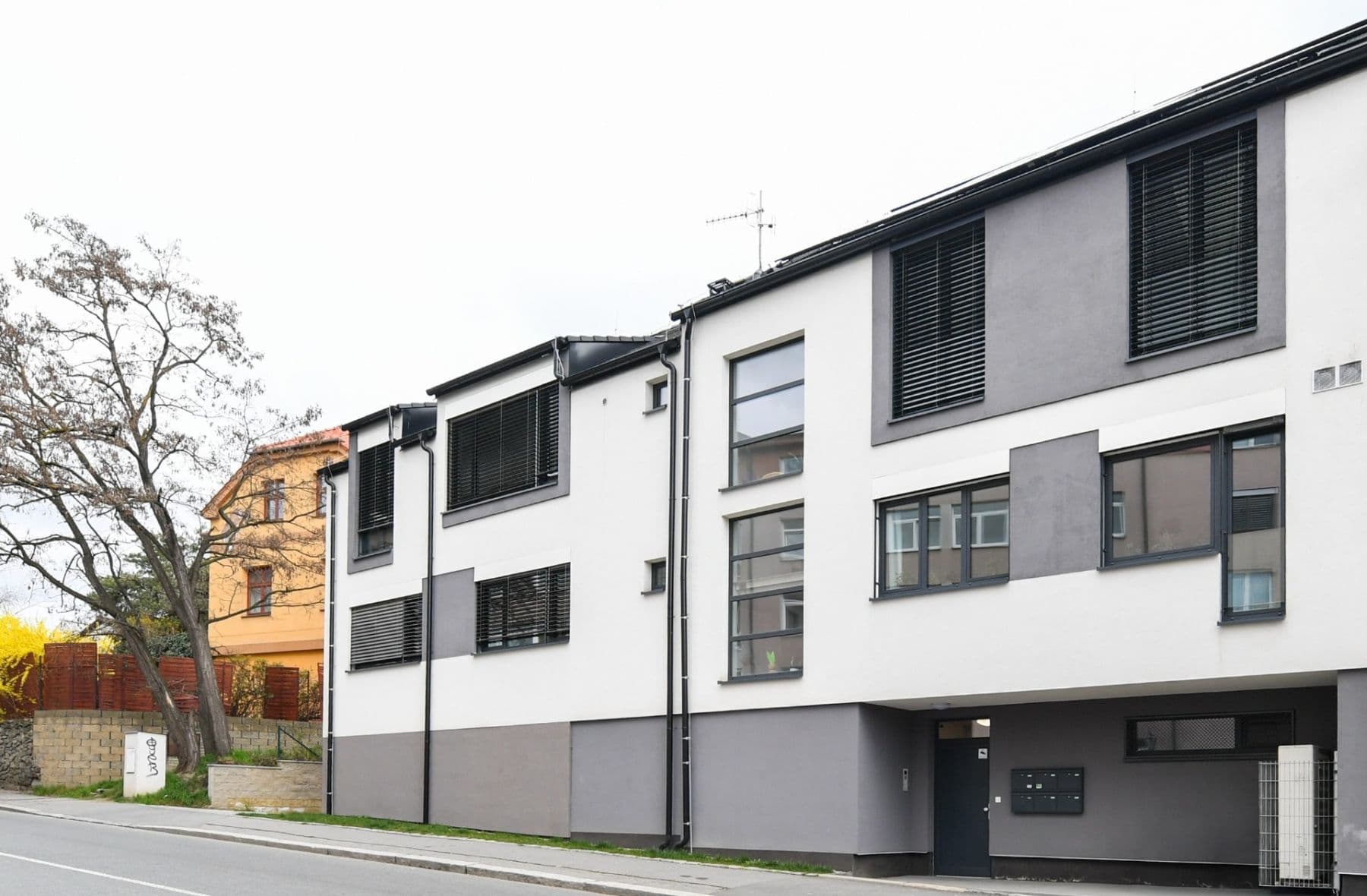 Prenájom bytu 2-izbový 40 m², Záběhlická, Praha, Praha Prenájom bytu 2-izbový 40 m², Záběhlická, Praha, Praha