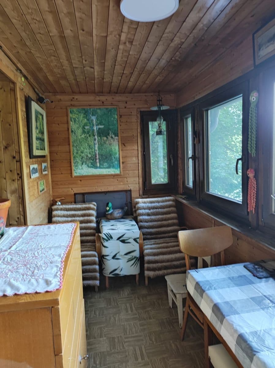 Predaj rekreačného objektu 40 m², pozemok 40 m², Velká Buková, Středočeský kraj Predaj rekreačného objektu 40 m², pozemok 40 m², Velká Buková, Středočeský kraj