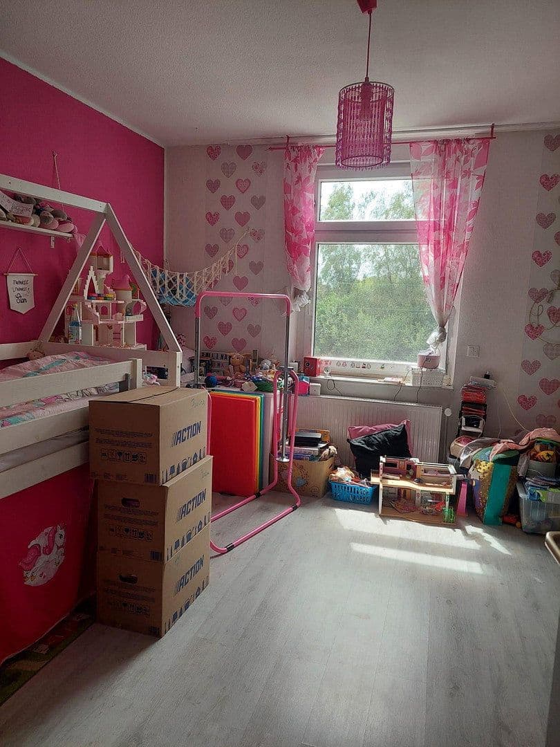 Prenájom bytu 5-izbový 135 m², Herne, Severné Porýnie - Westfálsko Prenájom bytu 5-izbový 135 m², Herne, Severné Porýnie - Westfálsko
