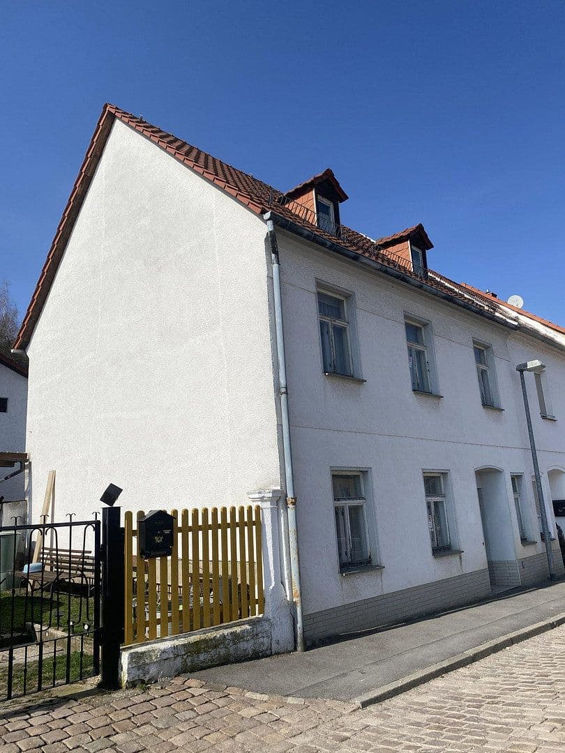 Predaj domu 129 m², pozemok 320 m², Alexander-Puschkin-Straße 8, Gößnitz, Durínsko Predaj domu 129 m², pozemok 320 m², Alexander-Puschkin-Straße 8, Gößnitz, Durínsko