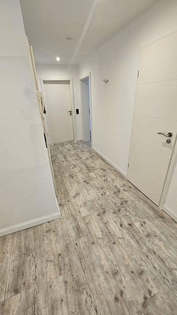 Predaj bytu 4-izbový 93 m², Neunkirchen, Sársko Predaj bytu 4-izbový 93 m², Neunkirchen, Sársko