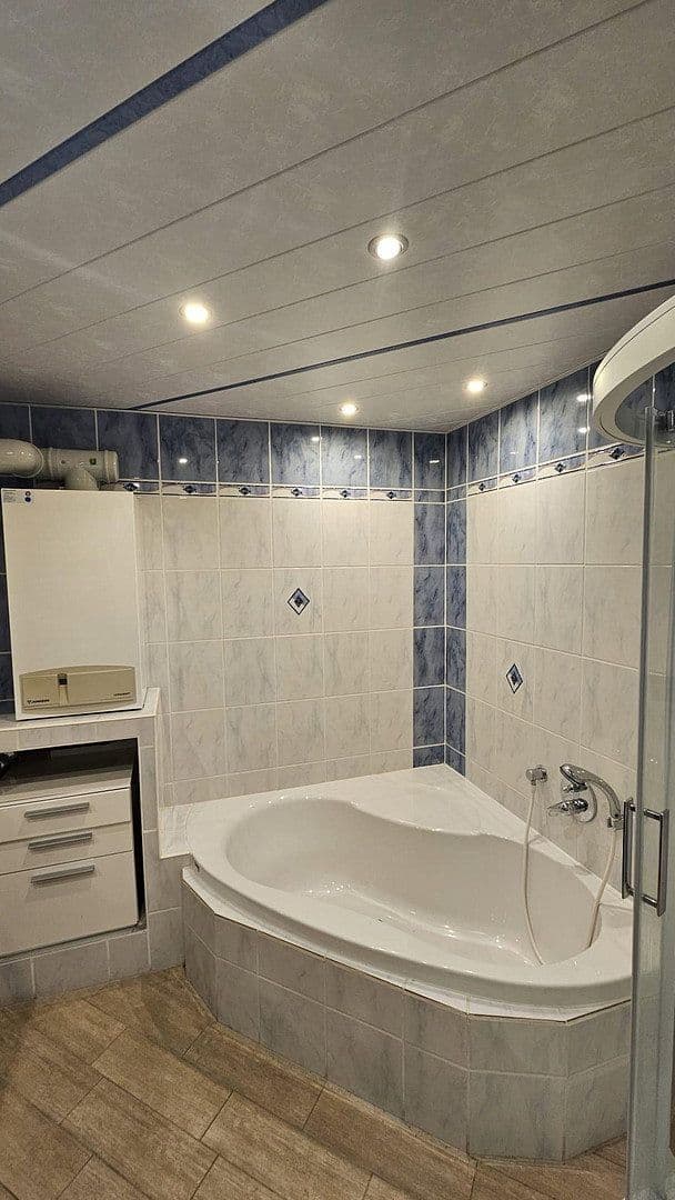 Predaj bytu 4-izbový 93 m², Neunkirchen, Sársko Predaj bytu 4-izbový 93 m², Neunkirchen, Sársko