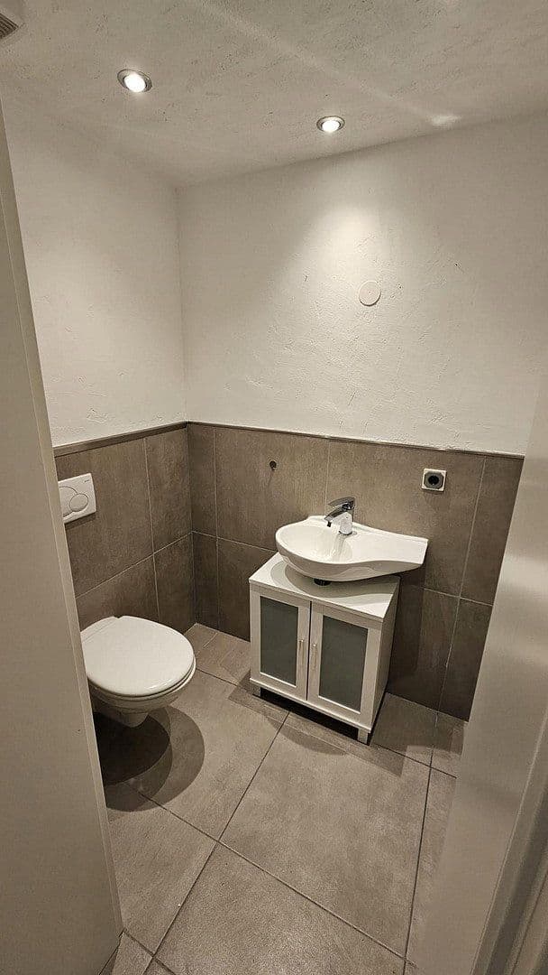Predaj bytu 4-izbový 93 m², Neunkirchen, Sársko Predaj bytu 4-izbový 93 m², Neunkirchen, Sársko