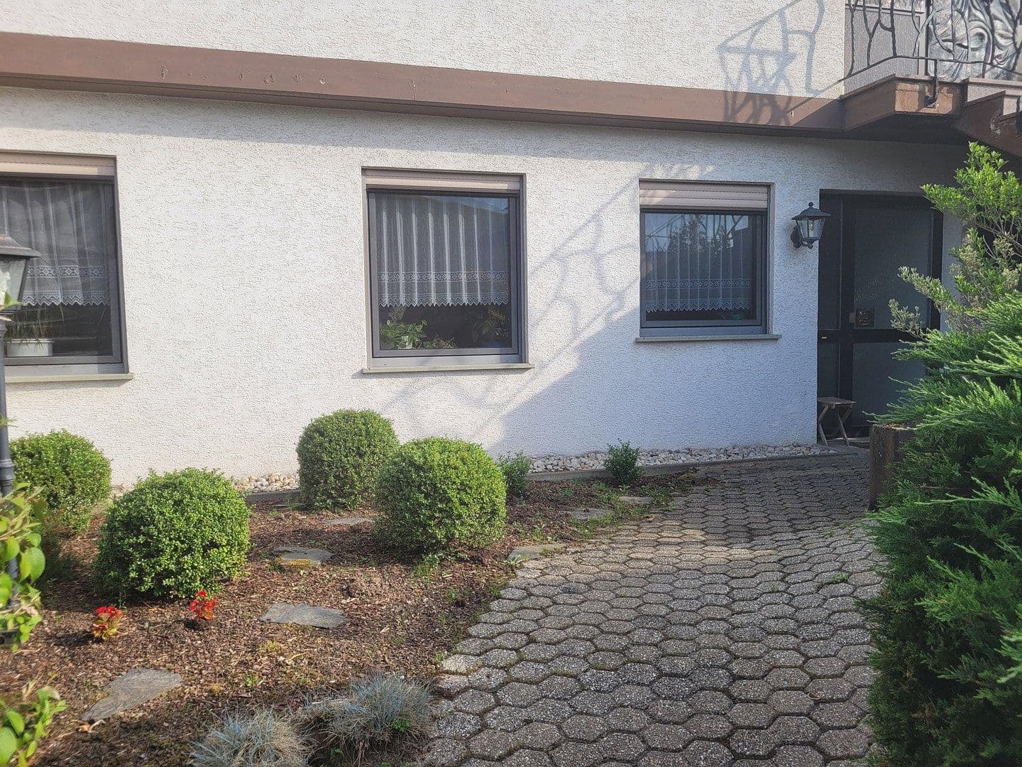Prenájom bytu 2-izbový 65 m², Kasel, Porýnie-Falcko Prenájom bytu 2-izbový 65 m², Kasel, Porýnie-Falcko