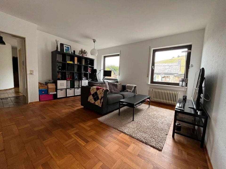 Prenájom bytu 2-izbový 65 m², Kasel, Porýnie-Falcko Prenájom bytu 2-izbový 65 m², Kasel, Porýnie-Falcko