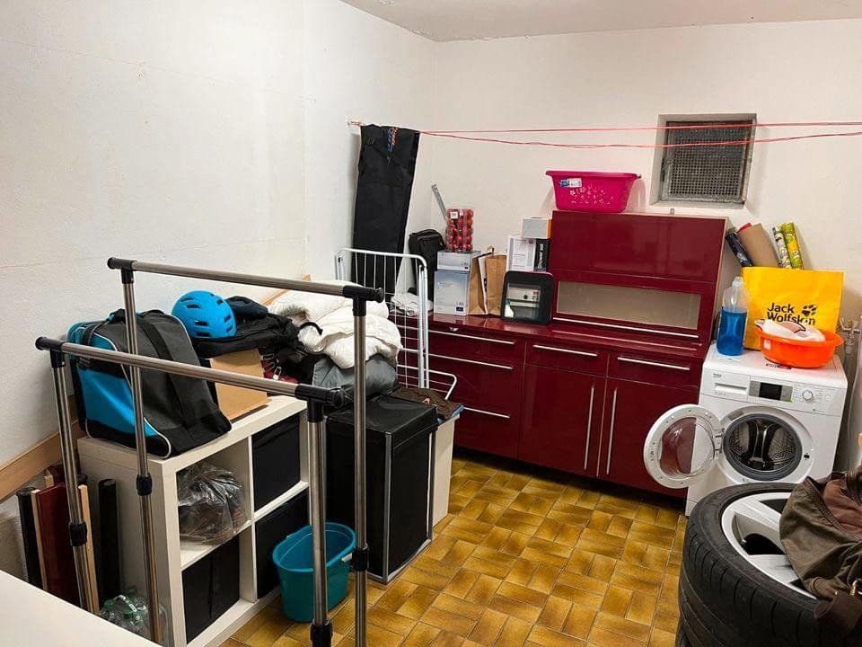 Prenájom bytu 2-izbový 65 m², Kasel, Porýnie-Falcko Prenájom bytu 2-izbový 65 m², Kasel, Porýnie-Falcko