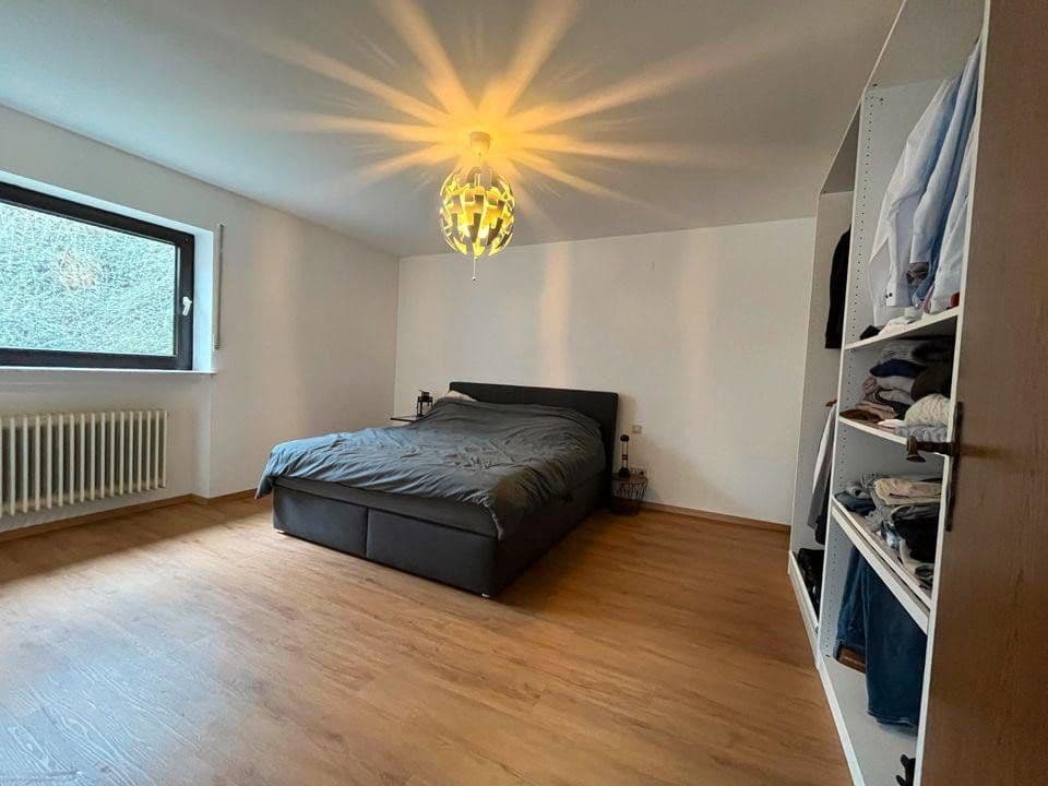 Prenájom bytu 2-izbový 65 m², Kasel, Porýnie-Falcko Prenájom bytu 2-izbový 65 m², Kasel, Porýnie-Falcko