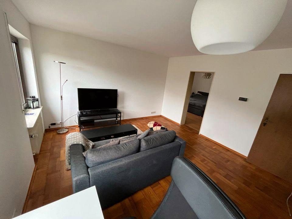 Prenájom bytu 2-izbový 65 m², Kasel, Porýnie-Falcko Prenájom bytu 2-izbový 65 m², Kasel, Porýnie-Falcko