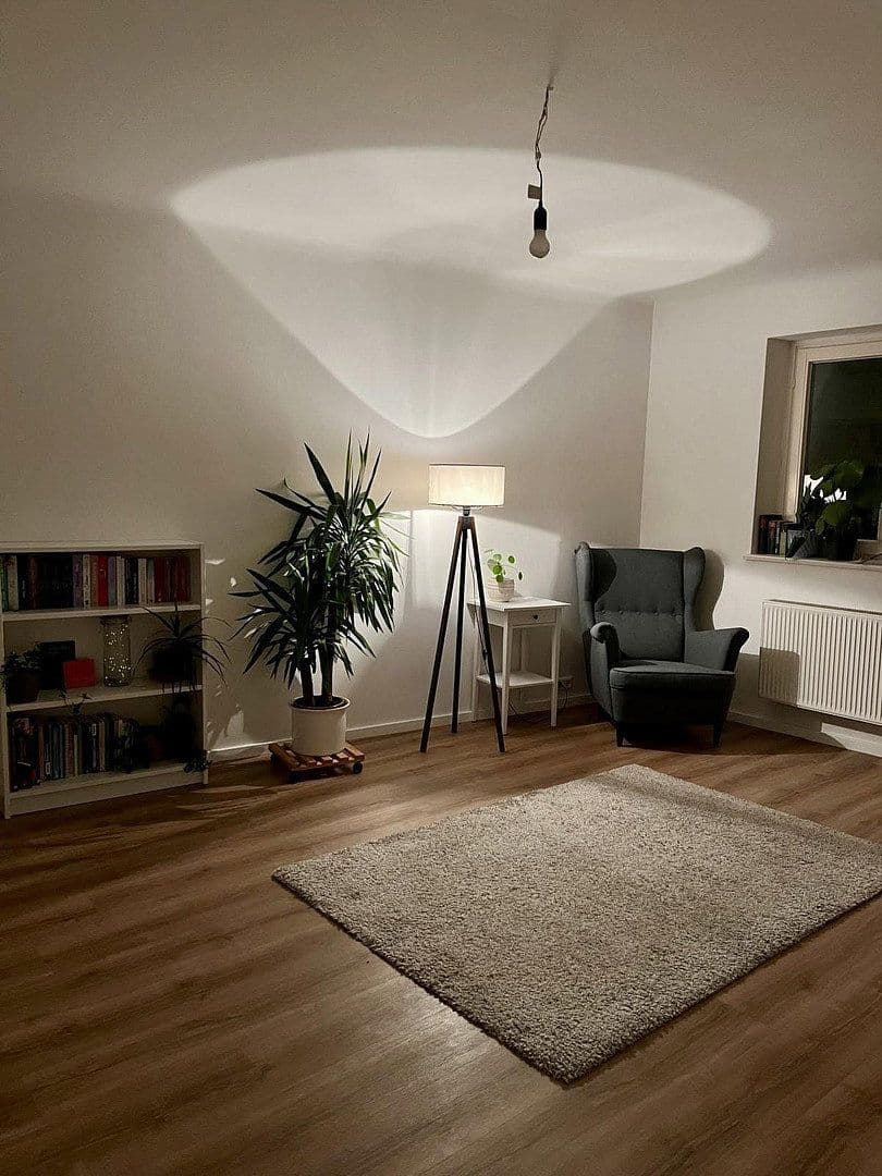 Prenájom bytu 3-izbový 72 m², Hahnstr 17, Stuttgart, Bádensko-Wurttembersko Prenájom bytu 3-izbový 72 m², Hahnstr 17, Stuttgart, Bádensko-Wurttembersko